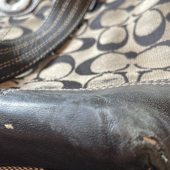 Authentic Coach Purse - Picture 9 of 9